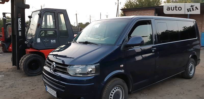 Минивэн Volkswagen Caravelle 2011 в Рожище