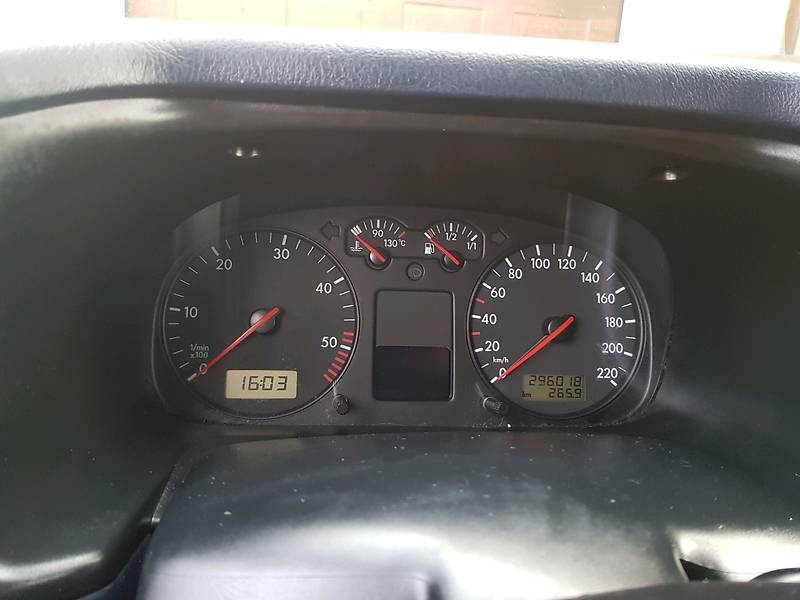 Мінівен Volkswagen Caravelle 2003 в Чернівцях фото 8 Мінівен Volkswagen Caravelle 2003 в Чернівцях