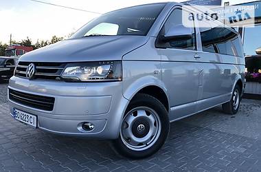 Минивэн Volkswagen Caravelle 2013 в Тернополе