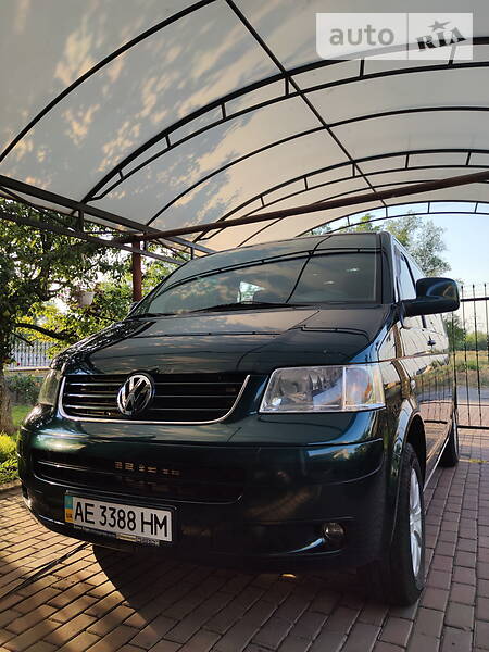 Volkswagen Caravelle