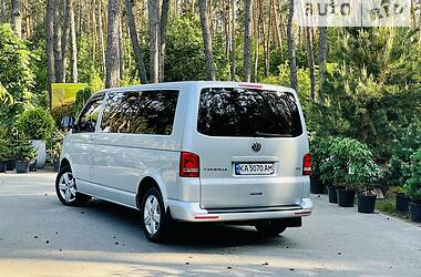 Минивэн Volkswagen Caravelle 2014 в Киеве