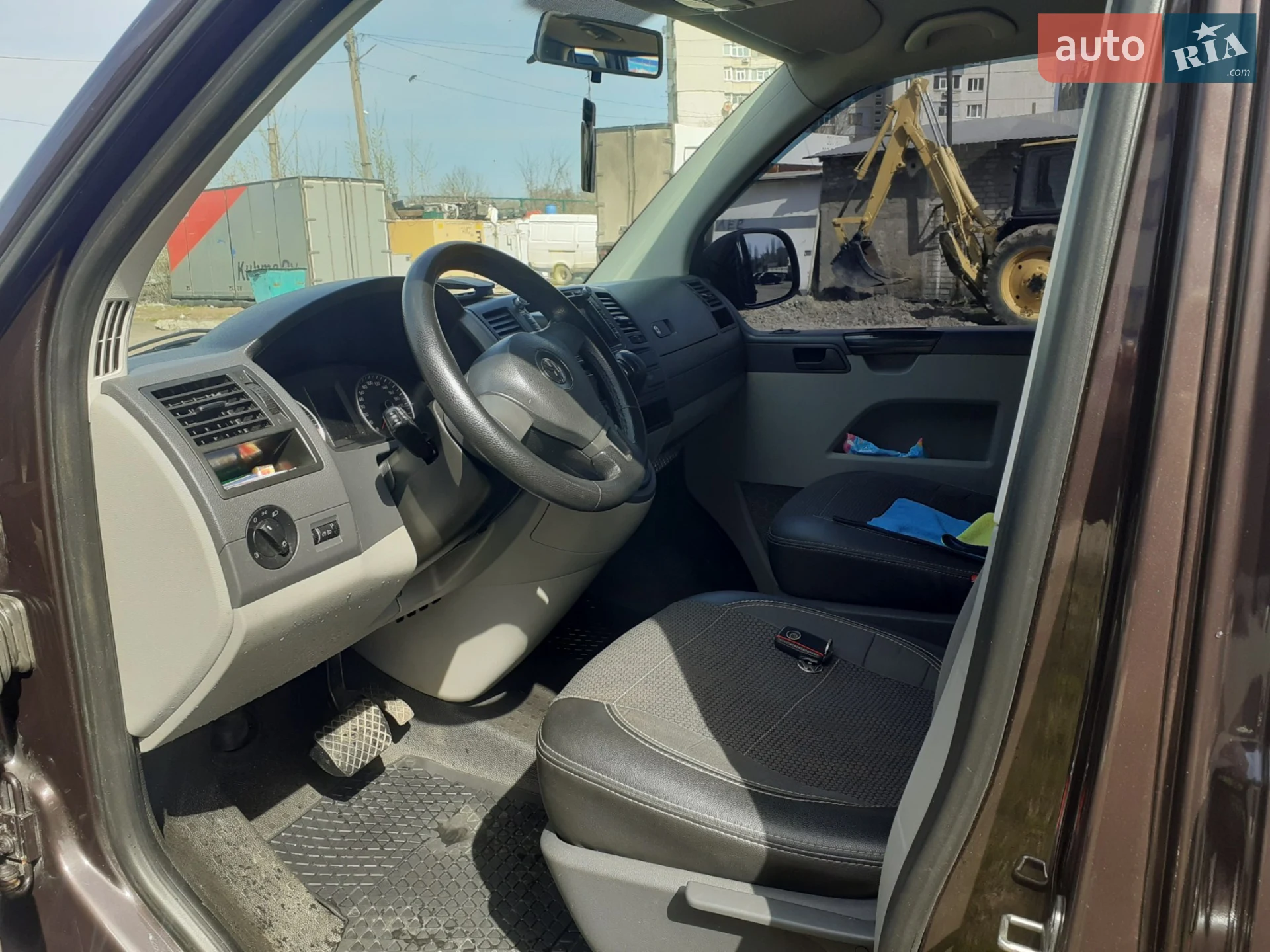 2011 Volkswagen Caravelle - мініатюра 5