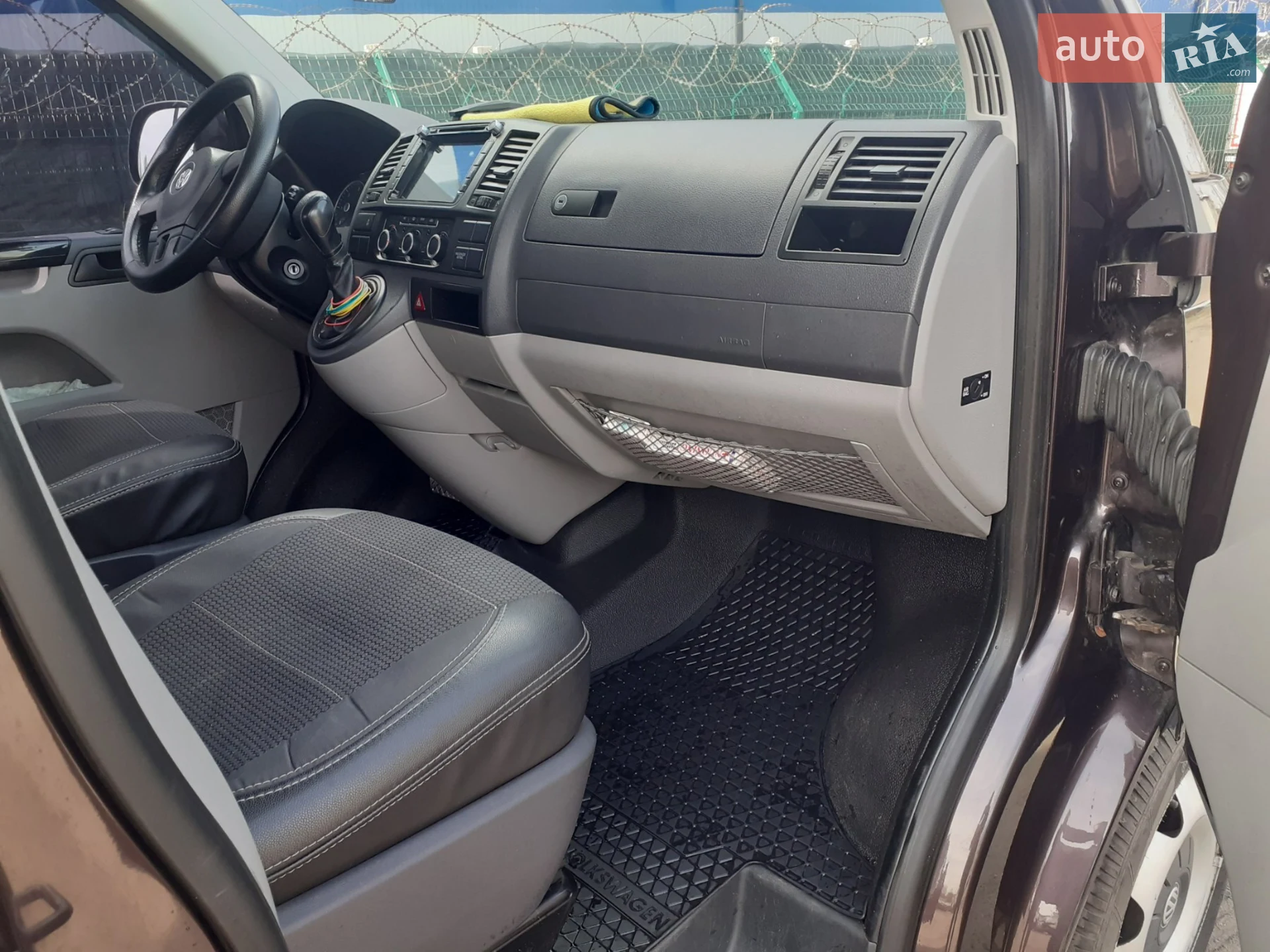 2011 Volkswagen Caravelle - мініатюра 6
