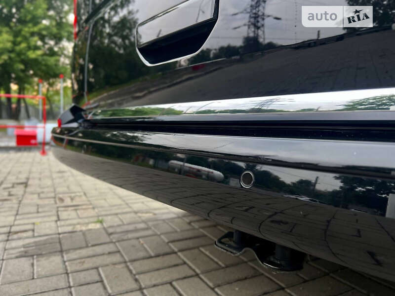 Минивэн Volkswagen Caravelle 2017 в Днепре
