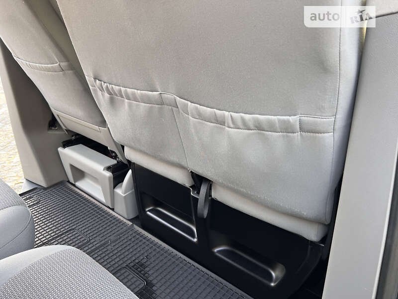 Минивэн Volkswagen Caravelle 2014 в Каменец-Подольском фото 49 Минивэн Volkswagen Caravelle 2014 в Каменец-Подольском