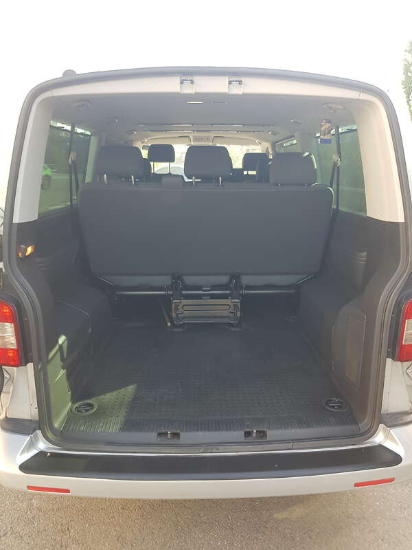 Мінівен Volkswagen Caravelle 2012 в Києві