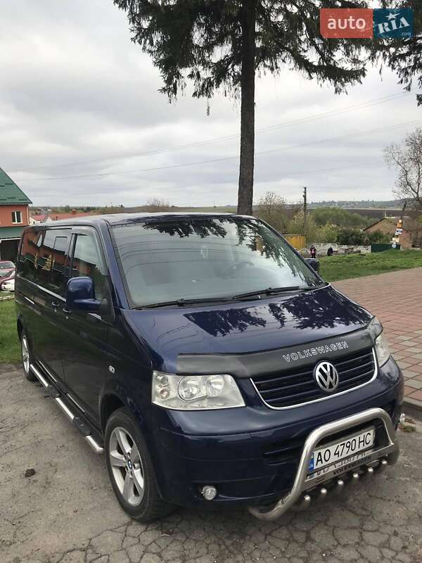 Мінівен Volkswagen Caravelle 2006 в Хмельницькому
