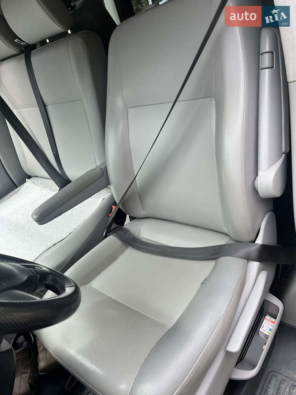 Мінівен Volkswagen Caravelle 2012 в Тячеві фото 9 Мінівен Volkswagen Caravelle 2012 в Тячеві