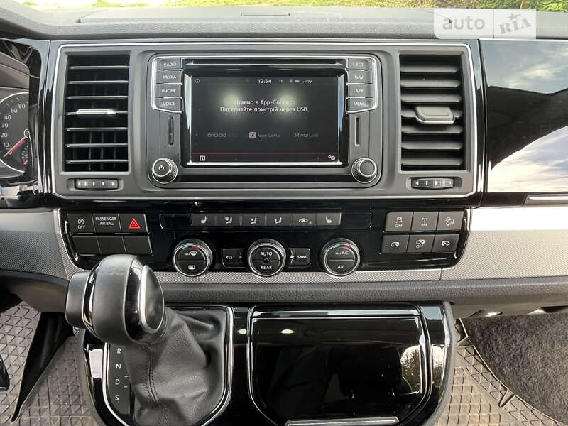 Минивэн Volkswagen Caravelle 2019 в Черновцах