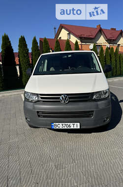 Минивэн Volkswagen Caravelle 2013 в Львове