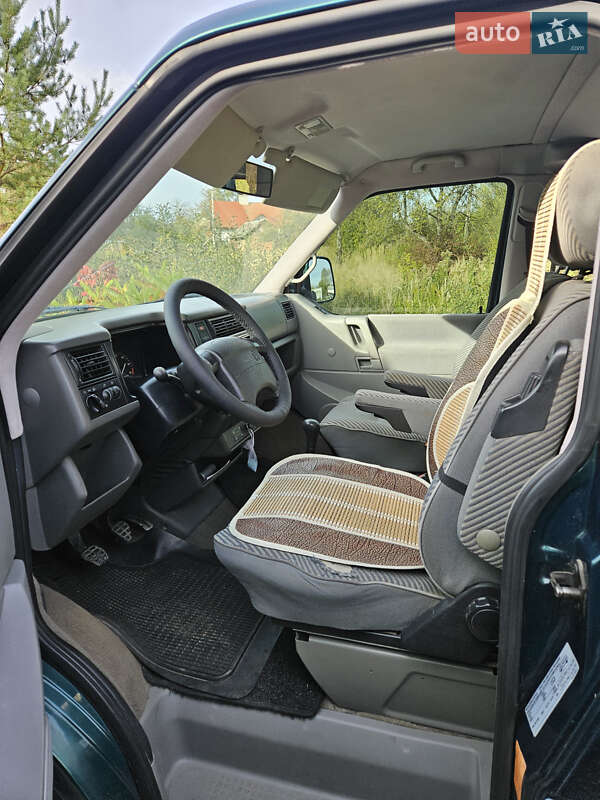 Мінівен Volkswagen Caravelle 1998 в Львові
