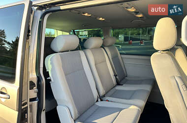 Минивэн Volkswagen Caravelle 2015 в 