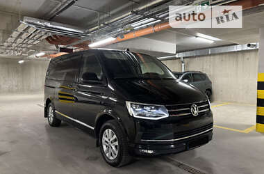 Минивэн Volkswagen Caravelle 2017 в Львове