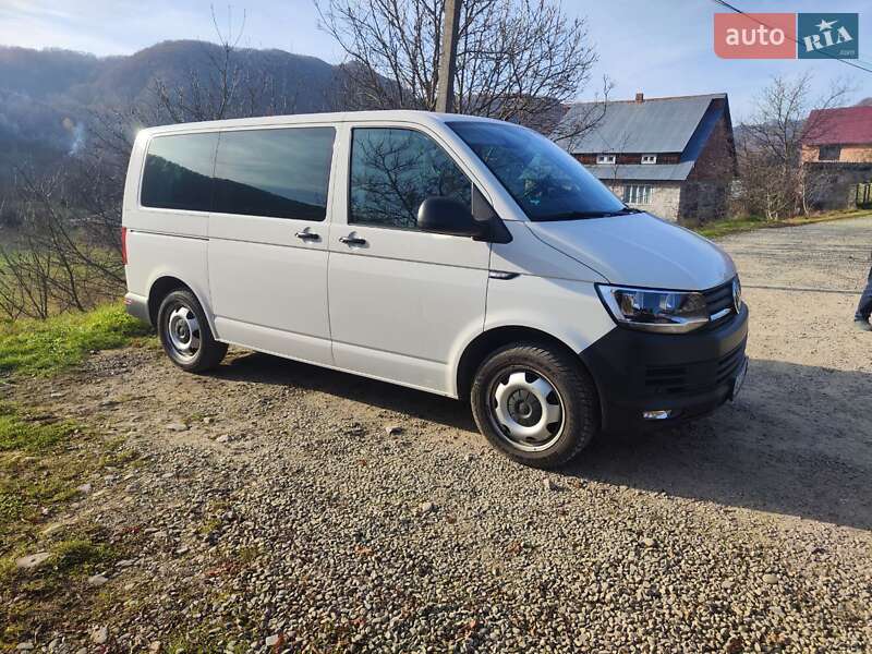 Минивэн Volkswagen Caravelle 2018 в Нереснице
