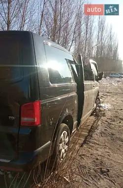 Volkswagen Caravelle 2013
