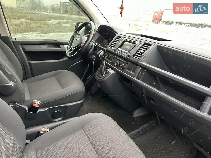 Минивэн Volkswagen Caravelle 2019 в Днепре