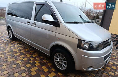 Минивэн Volkswagen Caravelle 2012 в 