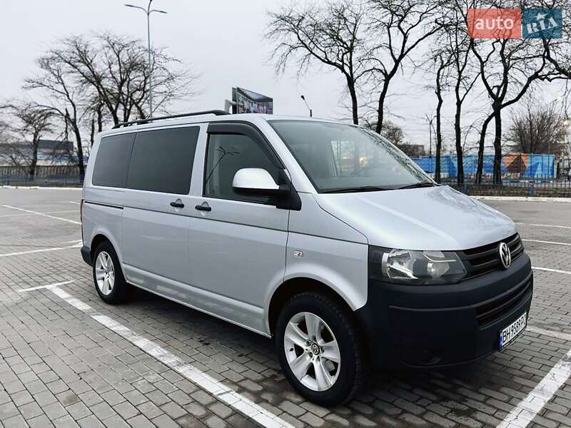 Мінівен Volkswagen Caravelle 2011 в Одесі