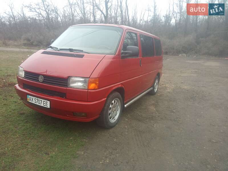 Минивэн Volkswagen Caravelle 1996 в Кривом Роге