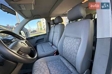 Минивэн Volkswagen Caravelle 2009 в Львове