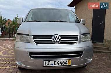 Минивэн Volkswagen Caravelle 2009 в 