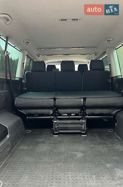Минивэн Volkswagen Caravelle 2009 в 