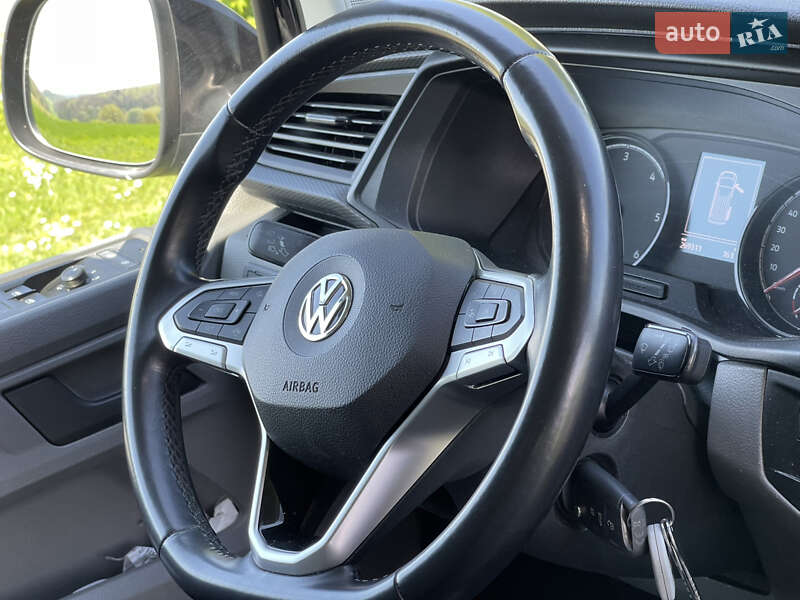 Минивэн Volkswagen Caravelle 2020 в Ровно