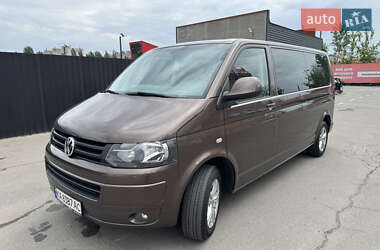 Мінівен Volkswagen Caravelle 2014 в Києві