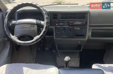 Мінівен Volkswagen Caravelle 1997 в 