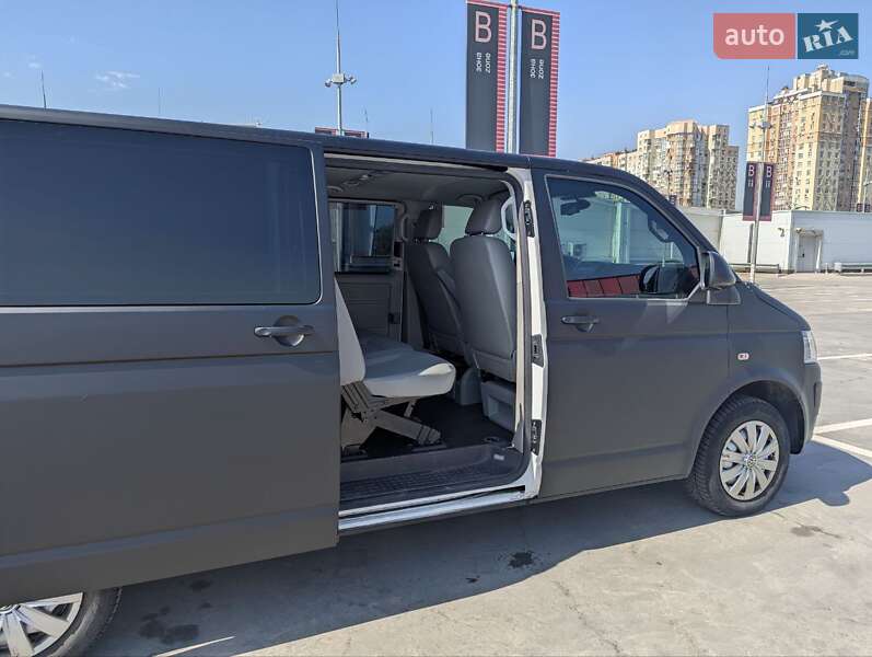 Минивэн Volkswagen Caravelle 2013 в Киеве фото 9 Минивэн Volkswagen Caravelle 2013 в Киеве