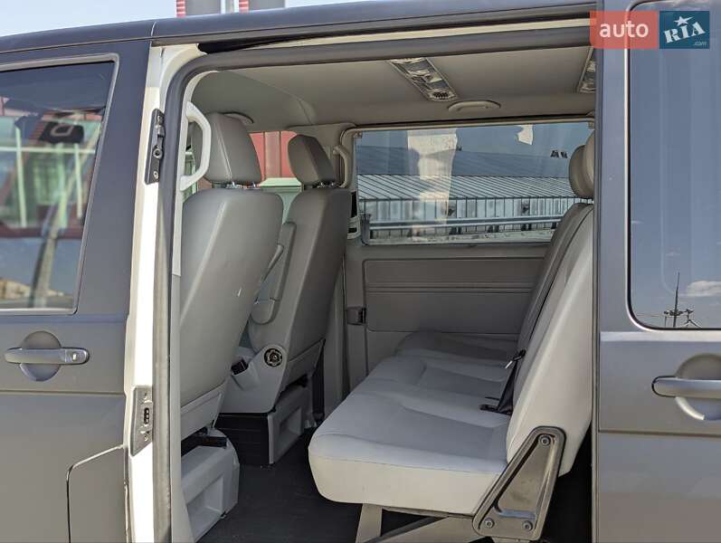 Минивэн Volkswagen Caravelle 2013 в Киеве фото 20 Минивэн Volkswagen Caravelle 2013 в Киеве