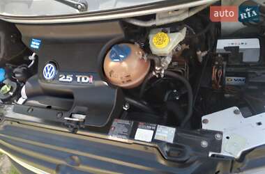 Мінівен Volkswagen Caravelle 2001 в 