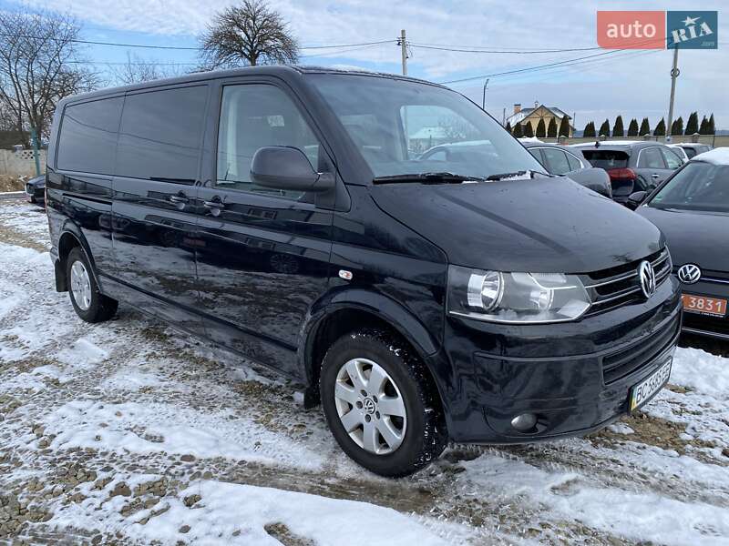 Мінівен Volkswagen Caravelle 2013 в Львові