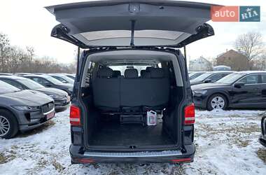 Минивэн Volkswagen Caravelle 2013 в 