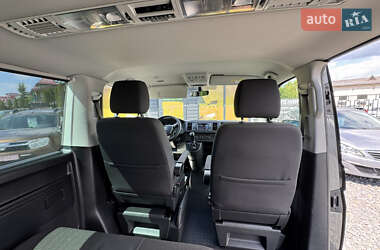 Минивэн Volkswagen Caravelle 2018 в 