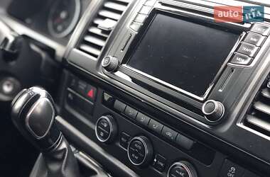 Мінівен Volkswagen Caravelle 2016 в 