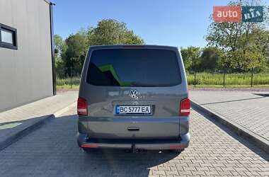 Минивэн Volkswagen Caravelle 2013 в 