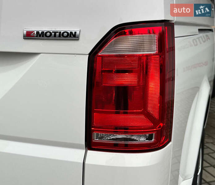 Минивэн Volkswagen Caravelle 2019 в Львове
