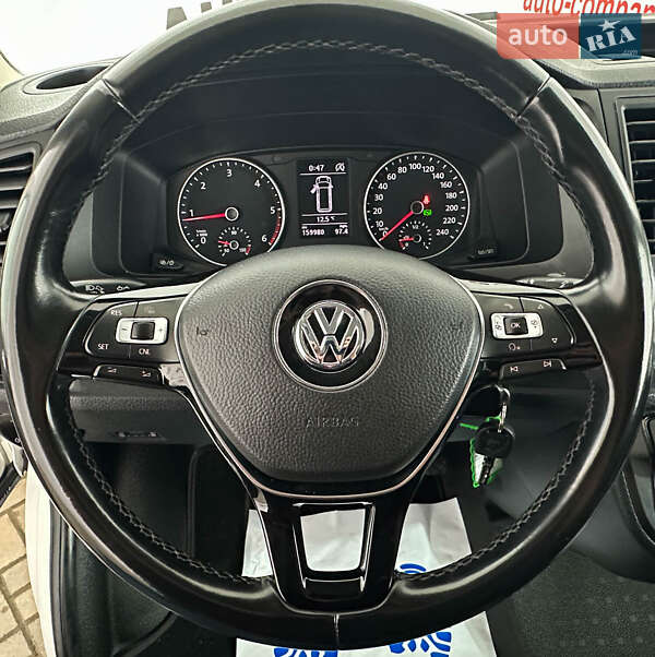 Минивэн Volkswagen Caravelle 2019 в Львове