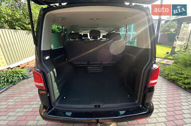 Минивэн Volkswagen Caravelle 2013 в 