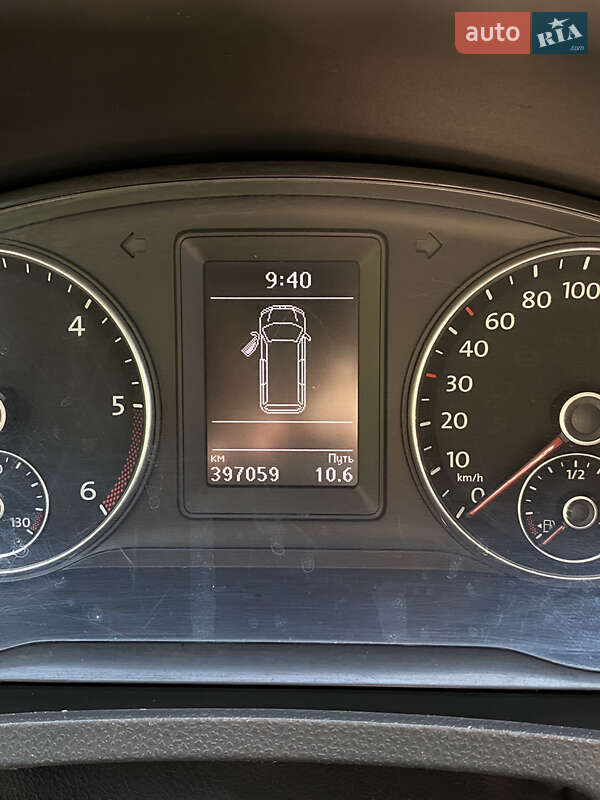 Минивэн Volkswagen Caravelle 2013 в Киеве