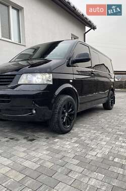 Минивэн Volkswagen Caravelle 2006 в Киеве