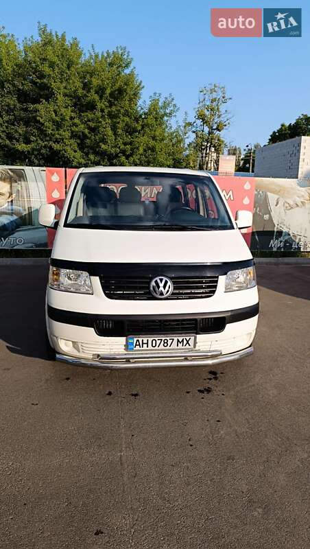 Минивэн Volkswagen Caravelle 2006 в Киеве