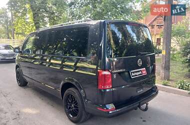 Минивэн Volkswagen Caravelle 2017 в 