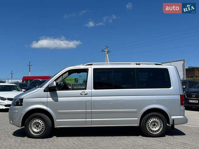 Минивэн Volkswagen Caravelle 2013 в Львове