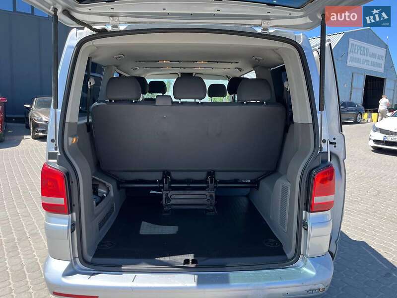 Минивэн Volkswagen Caravelle 2013 в Львове