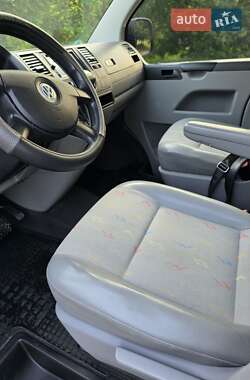 Минивэн Volkswagen Caravelle 2008 в 