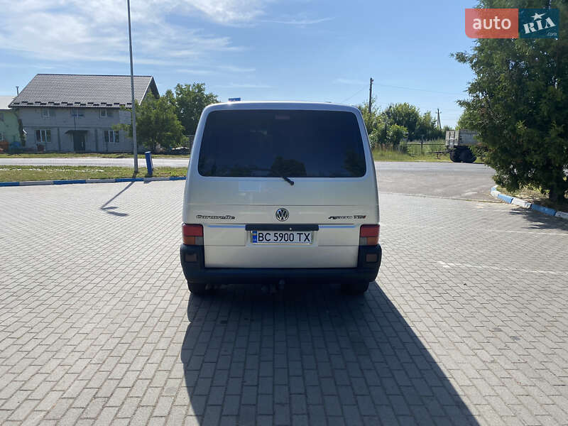 Минивэн Volkswagen Caravelle 2002 в Жовкве