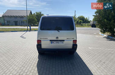 Минивэн Volkswagen Caravelle 2002 в 