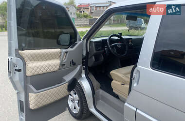 Минивэн Volkswagen Caravelle 2002 в 